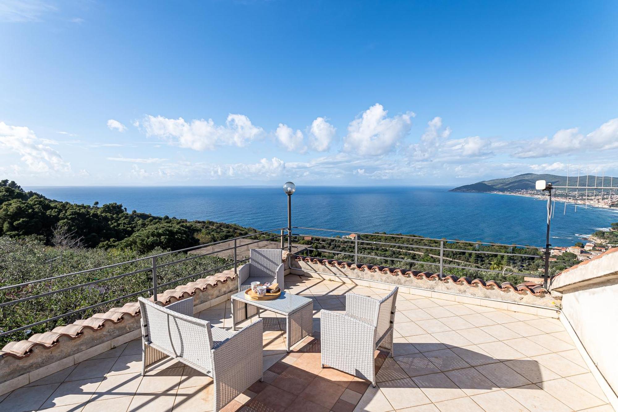 Bellezza In Cilento Panoramic Apts Castellabate Exterior foto
