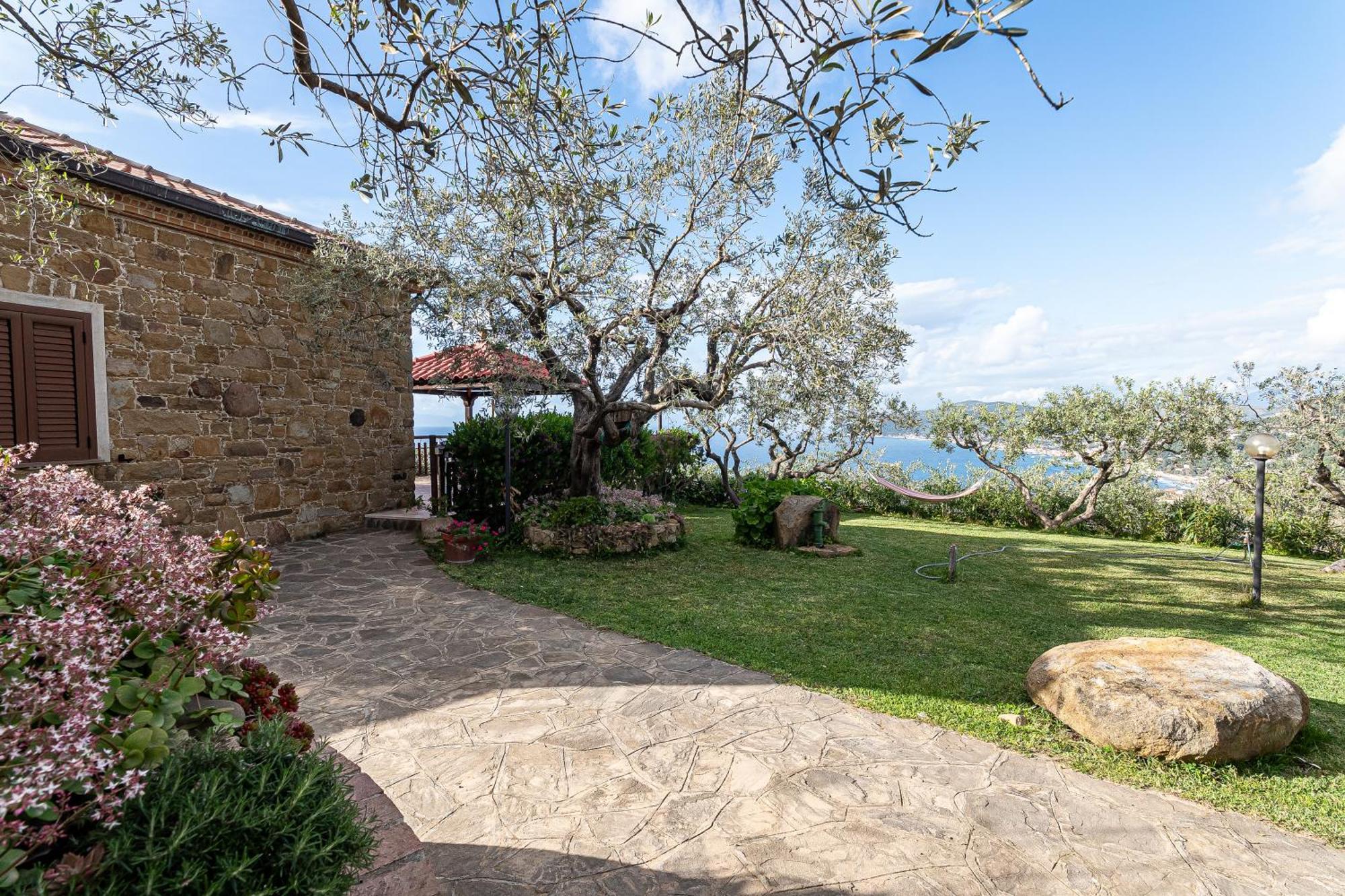 Bellezza In Cilento Panoramic Apts Castellabate Exterior foto