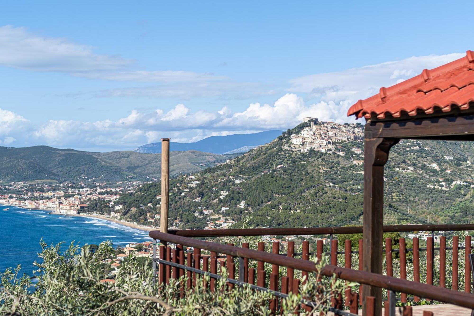 Bellezza In Cilento Panoramic Apts Castellabate Exterior foto