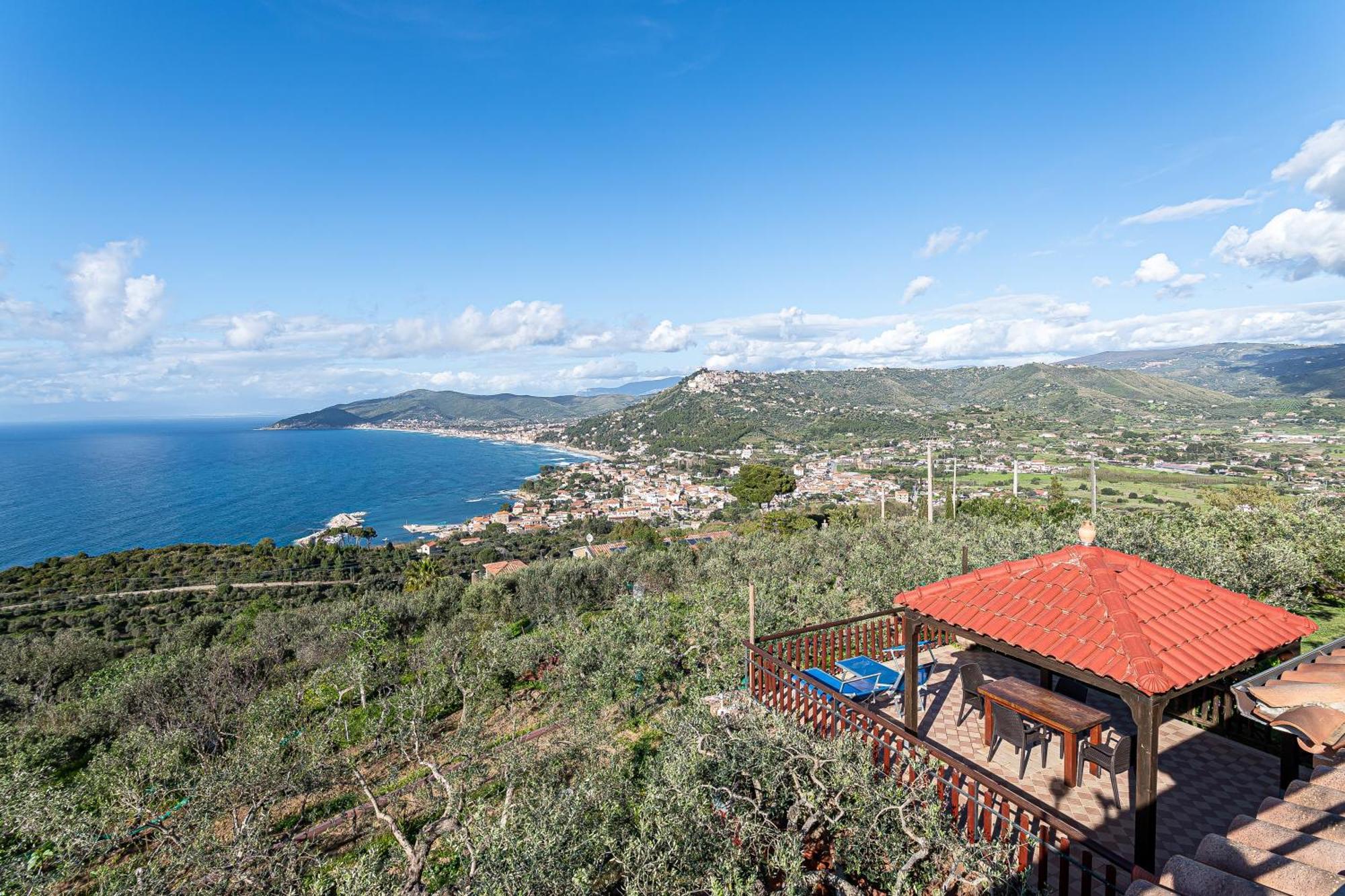 Bellezza In Cilento Panoramic Apts Castellabate Exterior foto
