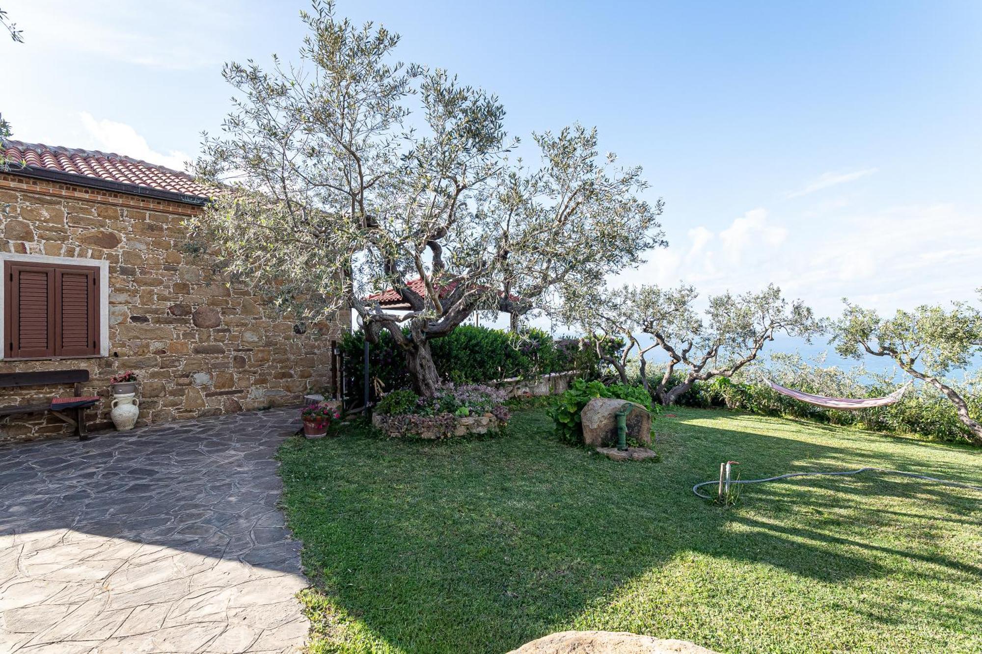Bellezza In Cilento Panoramic Apts Castellabate Exterior foto